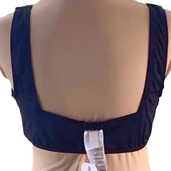 Sports Bras SIZE XL /14 - Picture 3 of 9